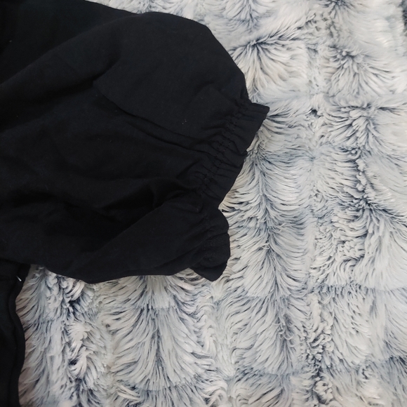 Black puffed sleeve tee XL - Picture 5 of 6